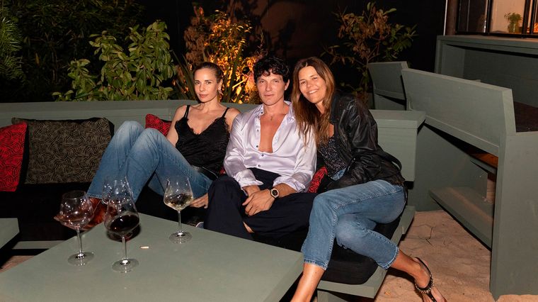 Julieta Cardinali, Facundo Garayalde y Morita Peralta Ramos. Julieta Cardinali, Facundo Garayalde y Morita Peralta Ramos.