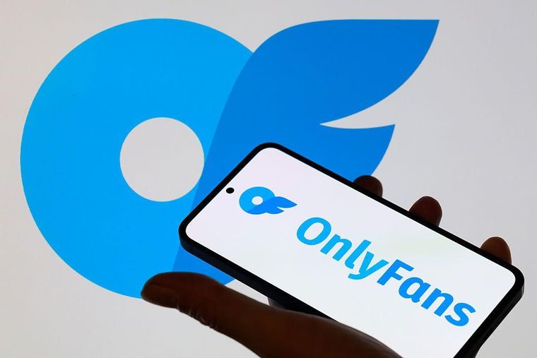 La plataforma de OnlyFans se ha convertido en un importante competidor en la industria de las películas para adultos.