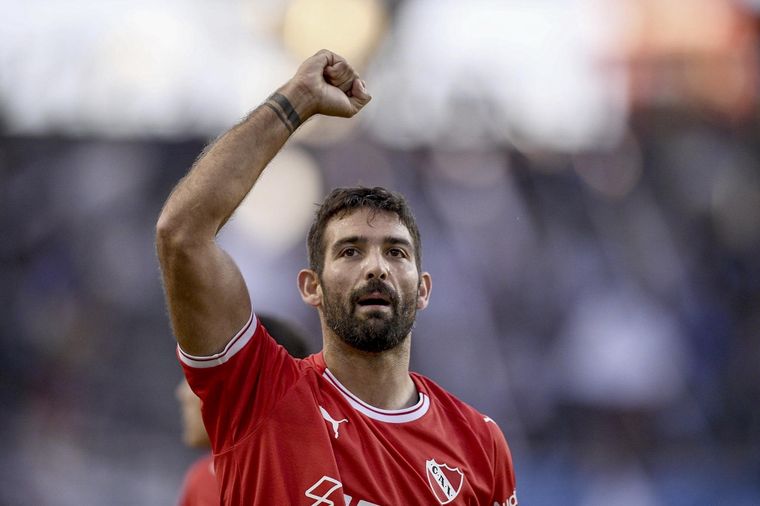 Martín Cauteruccio celebra el gol de Independiente y se ilusiona. Foto: Noticias Argentinas