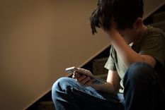 Denuncian a cinco redes sociales por presunto daño a la salud mental juvenil Foto: Shutterstock.