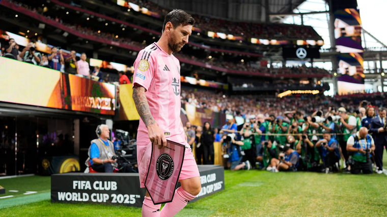 Lionel Messi no solo recibe elogios en Estados Unidos.