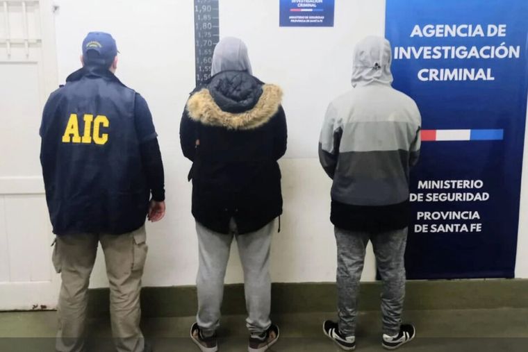 Los jóvenes seguirán detenidos