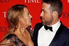 La hilarante broma de Blake Lively a Ryan Reynolds en las redes Blake Lively y Ryan Reynolds Foto: https://elpais.com/gente/2021-02-15/blake-lively-y-ryan-reynolds-amor-y-mucho-humor.html
