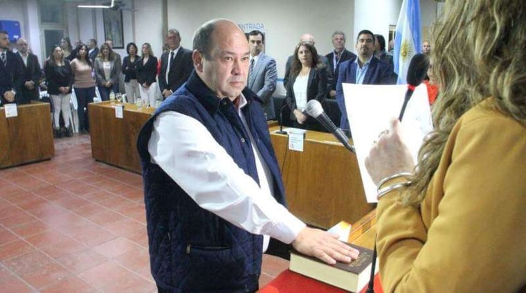 Adrián Caltabiano cuando asumió como concejal.