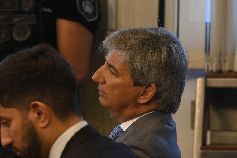 Bento está en la audiciencia, ahora como condenado.