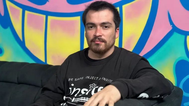 Daniel Rojas lleva años trabajando en los enfoques de reducción de riesgos para los consumidores de drogas. Foto: José Carlos Cueto / BBC News Mundo