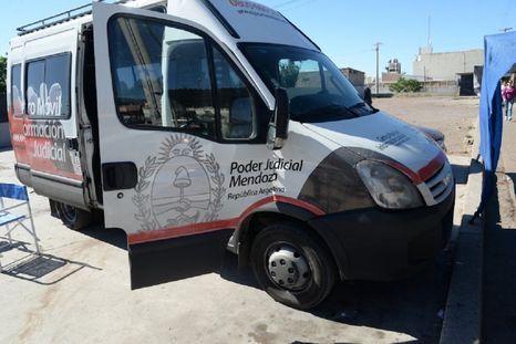 El Centro Móvil de Información Judicial atenderá consultas vecinales en Ciudad. El Centro Móvil de Información Judicial atenderá consultas vecinales en Ciudad.