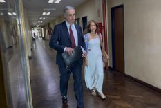 ornella calvete llego a comodoro py para ser indagada en la causa por presuntas coimas en la andis