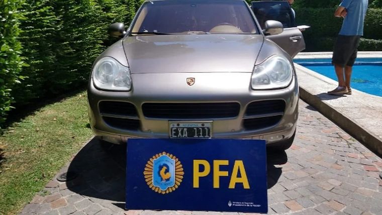 Lujo Todo indica que el pastor era bastante convincente y que mucha gente le daba plata.