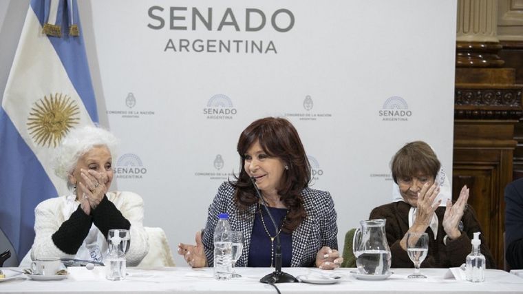 Estela de Carlotto junto a Cristina Fernández de Kirchner Foto: Télam