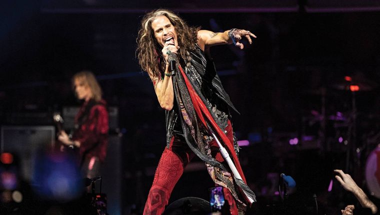 Aerosmith anunció su retiro de los escenarios.