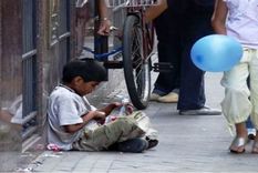 ¿Es posible pensar en la debilidad mental o en el autismo cuando un niño puede sobrevivir por sí mismo en condiciones tan adversas frente a las inclemencias del tiempo o frente a las dificultades que presenta la naturaleza misma?  Foto: Archivo MDZ