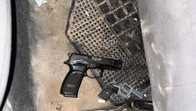 Algunas de las armas secuestradas tras la persecución. Algunas de las armas secuestradas tras la persecución.