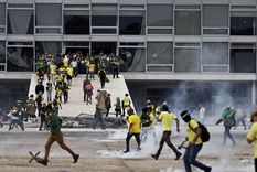 Brasil pide la extradición de los 63 militantes bolsonaristas condenados por la toma de los tres poderes en Brasilia en enero de 2023 Foto: Noticias Argentinas