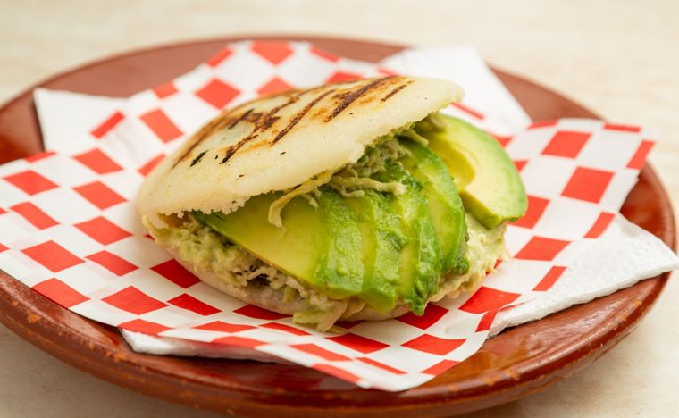 Arepas reina pepiada Una receta clásica de Venezuela para hacer en simples pasos Foto: Shutterstock