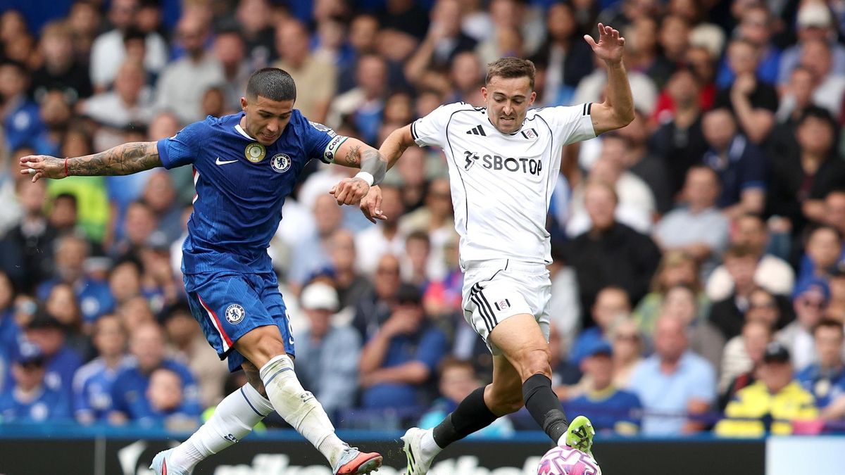 Con gol y asistencia de Enzo Fernández, Chelsea venció 2-0 en el derbi a Fulham