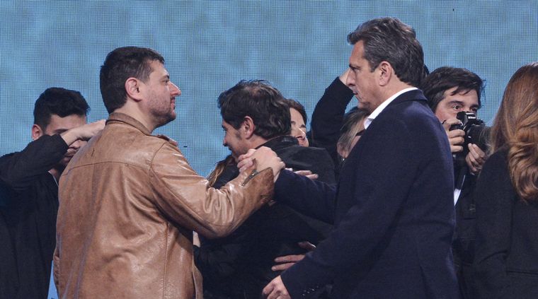 Juan Grabois y Sergio Massa. Crédito: MDZ Foto: MDZ Juan Grabois y Sergio Massa. Crédito: MDZ Foto: MDZ