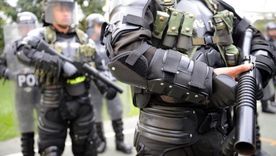 La unidad antimotines colombiana es desplegada cuando se realizan grandes protestas en ese país Foto: AFP