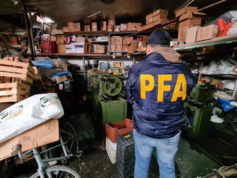 La organización era enorme e incluía un sistema con charlas y hasta libros en los que se hablaba de los supuestos remedios