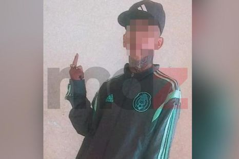 El sujeto fue detenido por efectivos de la Unidad Especial de Patrullaje Las Heras (UEP) al ser visto intentando huir en un camión que transportaba armas y drogas. El sujeto fue detenido por efectivos de la Unidad Especial de Patrullaje Las Heras (UEP) al ser visto intentando huir en un camión que transportaba armas y drogas.