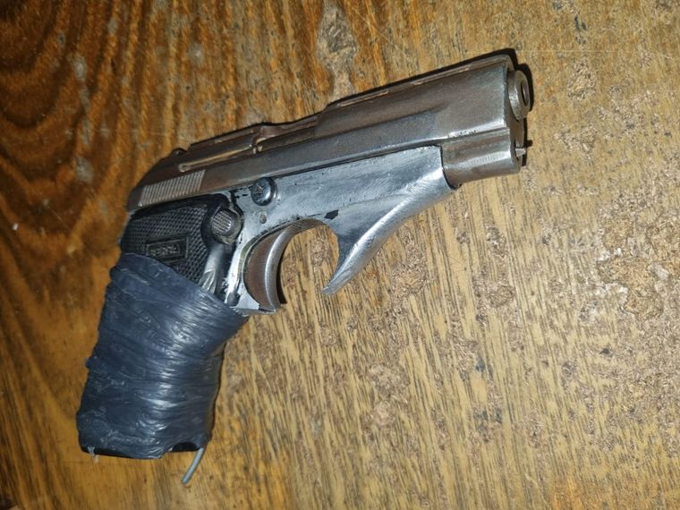 Un hombre y una mujer fueron detenidos en Las Heras: tenías una pistola en su poder Foto: Ministerio de Seguridad de Mendoza