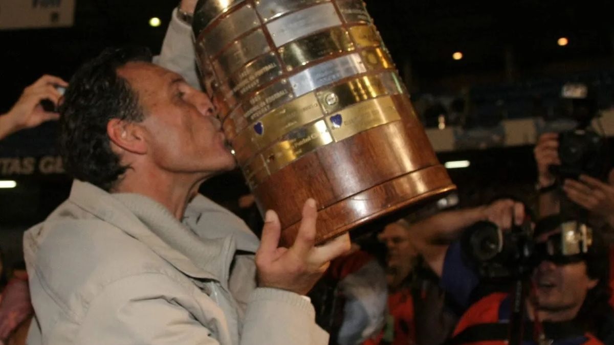 Video: el emotivo homenaje de Boca a Miguel Ángel Russo en el día de su cumpleaños