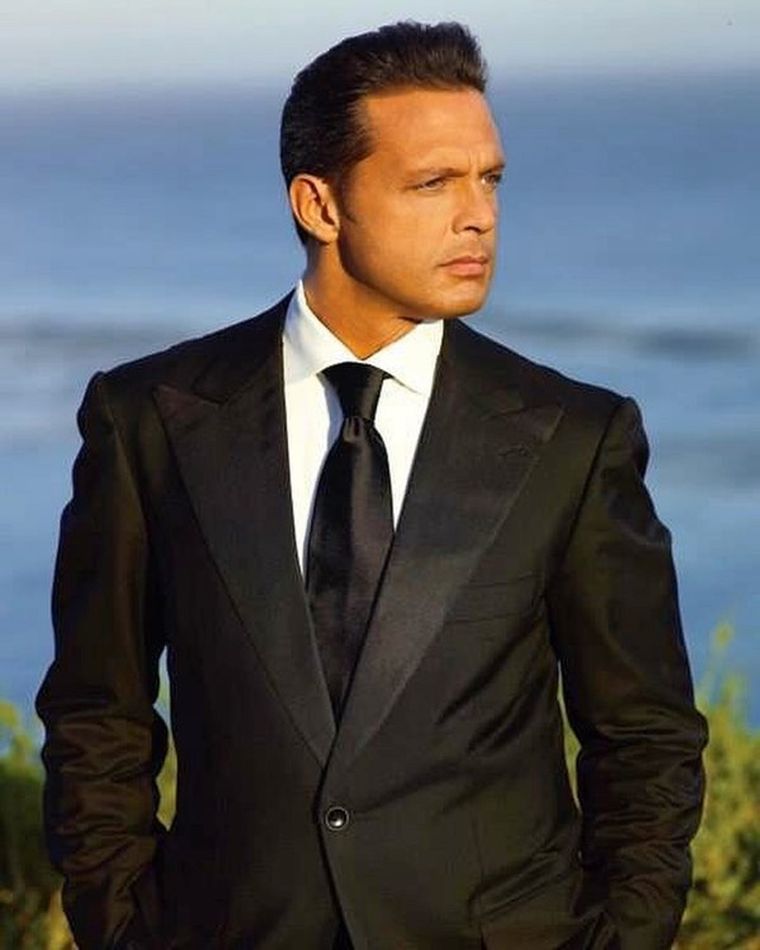 Luis Miguel le rindió homenaje a su ídolo, José José.