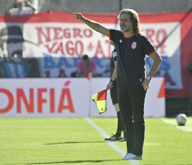 Insua, ¿en los planes de Boca?