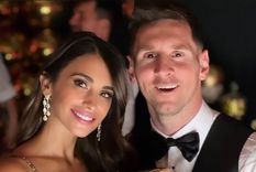 Leo y Antonela con el Balón de Oro Foto: Instagram @jessicaaidi