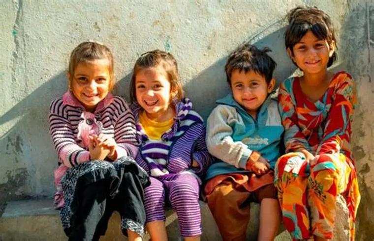 Fores hace público su profundo malestar por el modo en que se está llevando el concurso para designar al “Defensor de Niñas, Niños y Adolescentes” Fores hace público su profundo malestar por el modo en que se está llevando el concurso para designar al “Defensor de Niñas, Niños y Adolescentes”