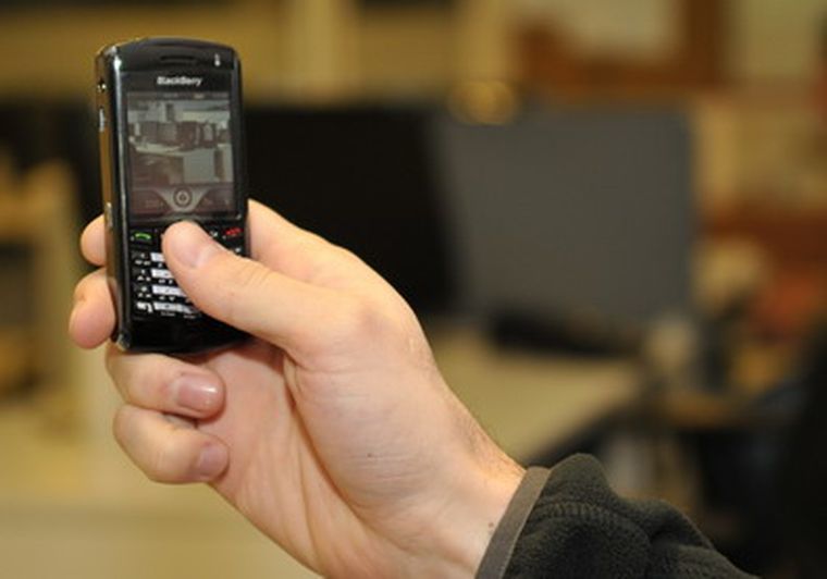 Los regalos en crédito a celulares prepagos, en la nebulosa. Foto: MDZ