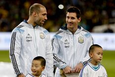 el mensaje de zabaleta para los detractores de los amigos de messi el mensaje de zabaleta para los detractores de los amigos de messi