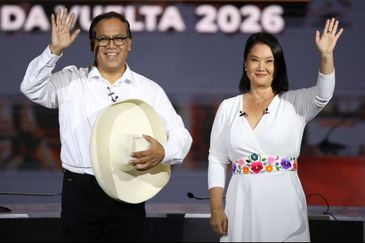 Una vez más la candidata de la derecha en Perú Keiko Fujimori está cerca de la presidencia.