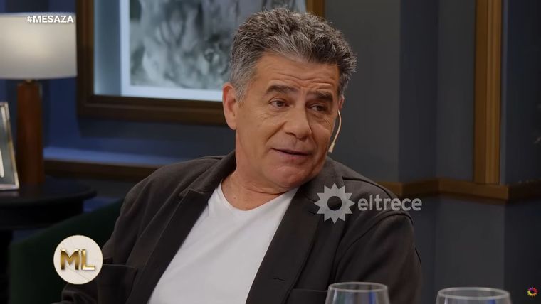 El conductor tuvo varios momentos de tensión al aire. El conductor tuvo varios momentos de tensión al aire.