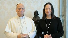 El papa León XIV recibió en el Vaticano a María Corina Machado en medio de la crisis en Venezuela