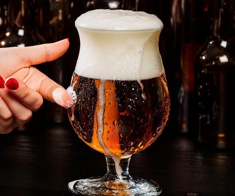 La cerveza es una de las bebidas más populares del mundo, contando con adeptos de distintas regiones desde hace miles de años. Foto: Archivo