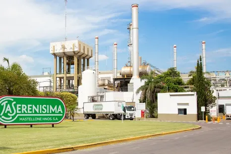 La Serenísima cambia de dueño: Arcor y Danone se quedaron con la empresa láctea. La Serenísima cambia de dueño: Arcor y Danone se quedaron con la empresa láctea.