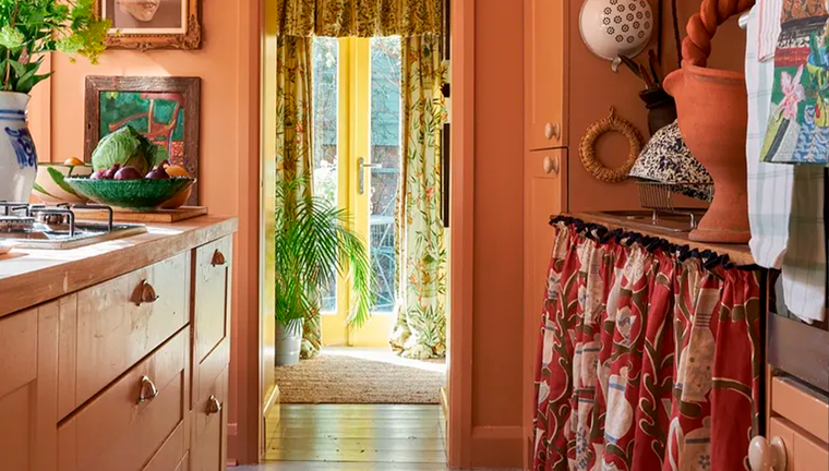 Cocina con una variedad de terracota de Farrow & Ball Cocina con una variedad de terracota de Farrow & Ball