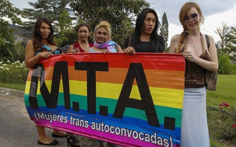 Travestis y trans exigen una indemnización por parte del Estado