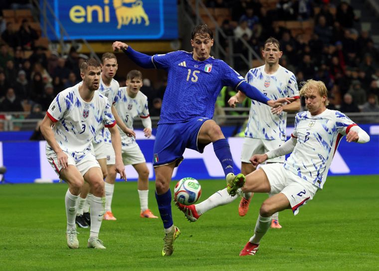 La Selección de Italia fue apabullada por Noruega.