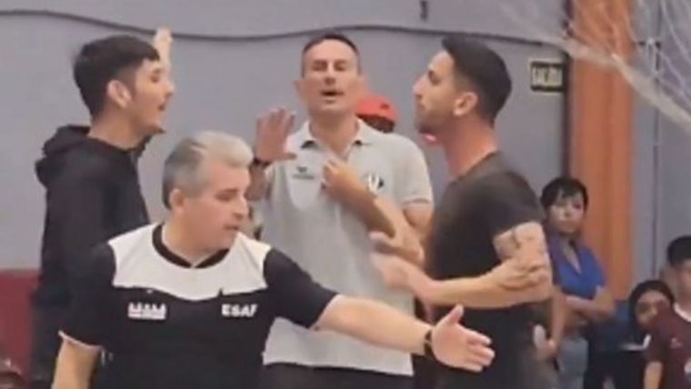 Grana, a la derecha, emitió un extenso descargo. Foto: Captura video