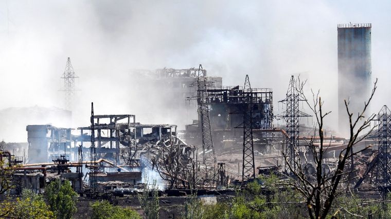 La planta de Azovstal tiene aún algunos combatientes resistiendo. Foto: Reuters