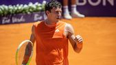 Juan Manuel Cerúndolo comenzó con el pie derecho en el Argentina Open y eliminó al alemán Daniel Altmaier por un contundente 6-2 y 6-2.