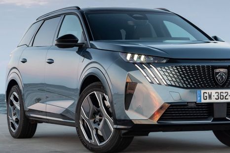 Nuevos Peugeot 3008 y 5008: cómo funciona la iluminación Pixel LED