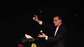 Ray Francas nació el 29 de noviembre de 1961. Su familia vivía en el barrio San Cristóbal, y aunque su primer nombre era Alberto, en casa lo llamaban por el segundo: Franco Ray Francas nació el 29 de noviembre de 1961. Su familia vivía en el barrio San Cristóbal, y aunque su primer nombre era Alberto, en casa lo llamaban por el segundo: Franco