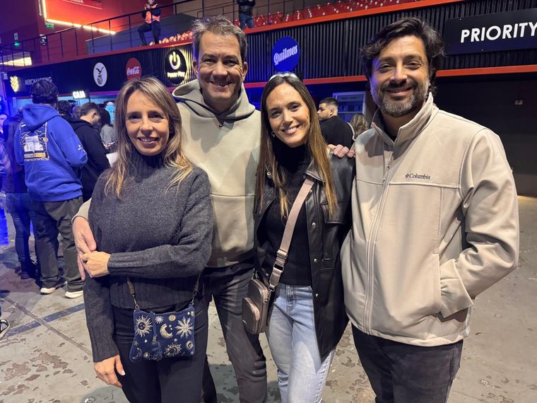 Cecilia Ruiz, Federico Martina, Laura Rousselle y Lucas Lecour. Cecilia Ruiz, Federico Martina, Laura Rousselle y Lucas Lecour.