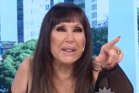 Moria Casán conduce La mañana con Moria por Eltrece. Moria Casán conduce La mañana con Moria por Eltrece.