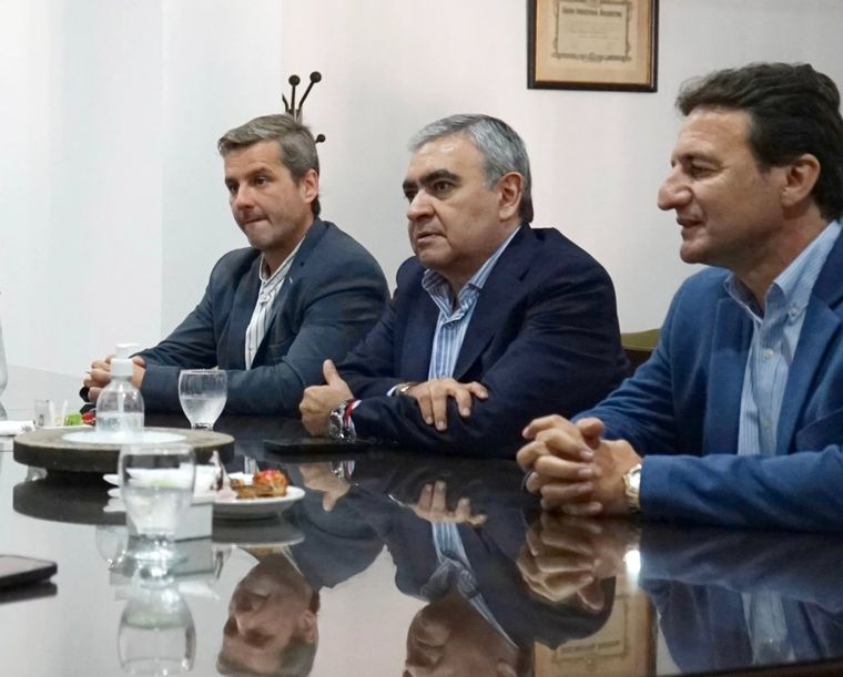 Alfaro y Sanchez De derecha a izquierda, Roberto Sánchez, candidato a gobernador por JxC, y su compañero de fórmula Germán Alfaro. Foto: Twitter