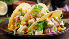 la opcion ideal para el verano: tacos de pollo para comer con la mano la opcion ideal para el verano: tacos de pollo para comer con la mano