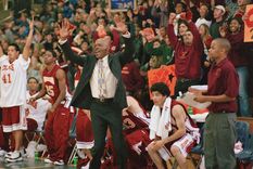 La película se estrenó en enero del 2005. La película se estrenó en enero del 2005.